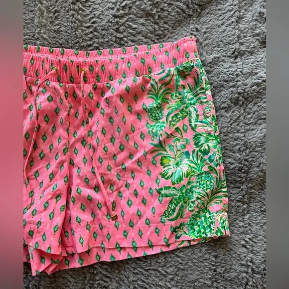 LILLY PULITZER  Women's Katia Mid Rise Shorts Size Large - Picture 14 of 15
